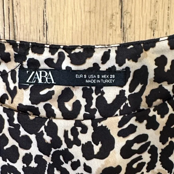 Zara Leopard Print Sleeveless Top - Black and Cream - Picture 2 of 4